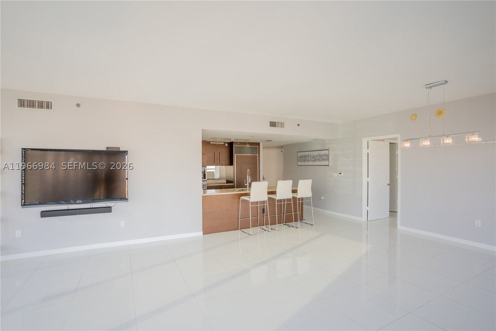 Real estate property located at 465 Brickell Ave #4802, Miami-dade, Iconbrickell Condo No 1, Miami, FL