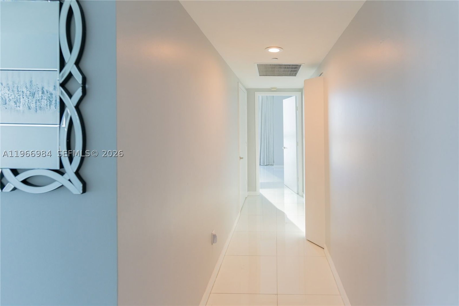 Real estate property located at 465 Brickell Ave #4802, Miami-dade, Iconbrickell Condo No 1, Miami, FL