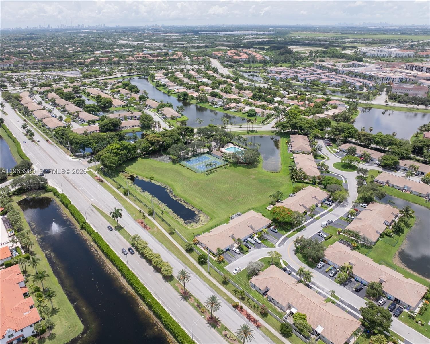 Real estate property located at 1711 116th Way, Broward, Villages Of Renaissance, Miramar, FL