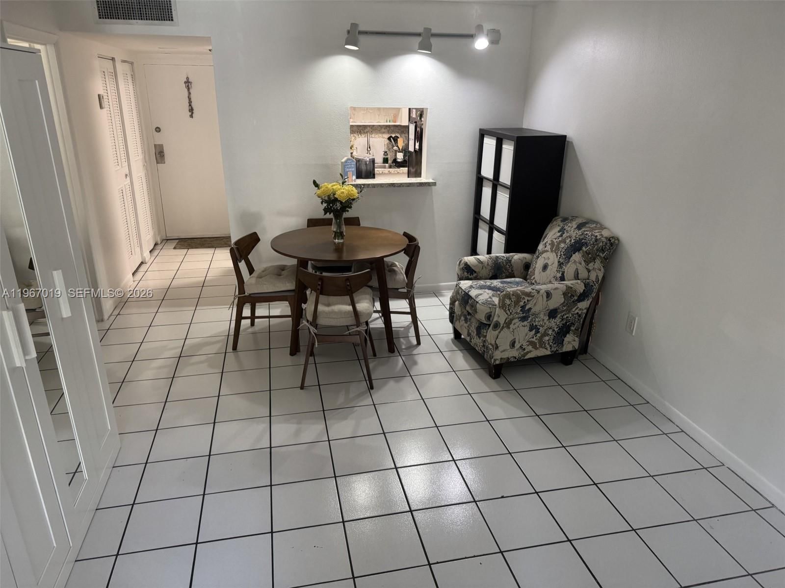 Real estate property located at 14525 Kendall Dr #107J, Miami-dade, Promenade At Kendale Lake, Miami, FL