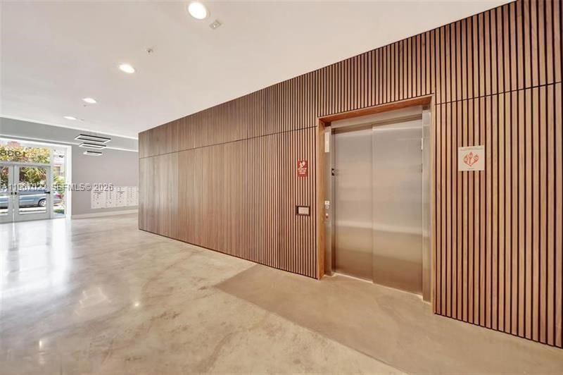 Real estate property located at 1938 Jackson St #202, Broward, Aesthetic Apartments, Hollywood, FL