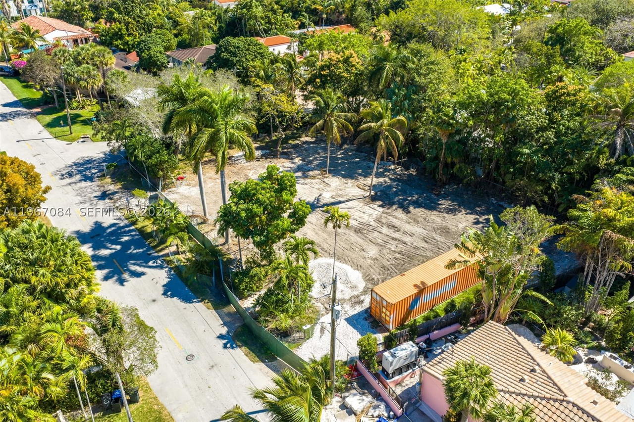Real estate property located at 2880 Fairgreen Dr, Miami-dade, Fairgreen 2nd Amd Pl, Miami Beach, FL