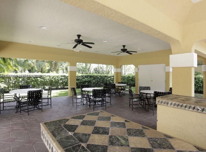 Real estate property located at 3985 Mcnab Rd A302, Broward, Windward Lakes Condo, Pompano Beach, FL