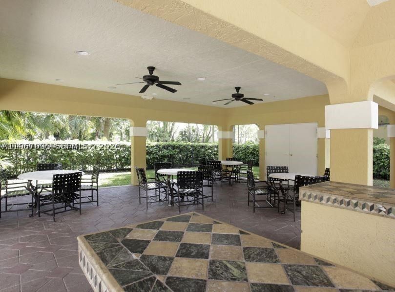 Real estate property located at 3985 Mcnab Rd A302, Broward, Windward Lakes Condo, Pompano Beach, FL