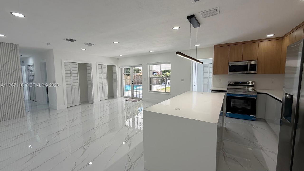 Real estate property located at 9620 9th Ter, Miami-dade, Town Park Heights, Miami, FL