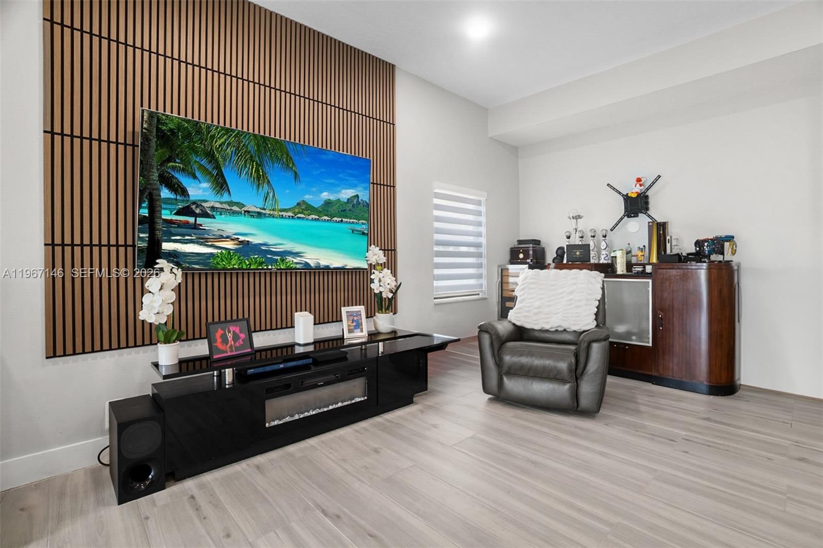 Real estate property located at 1034 184th Way, Broward, Chapel Lake Estates, Pembroke Pines, FL