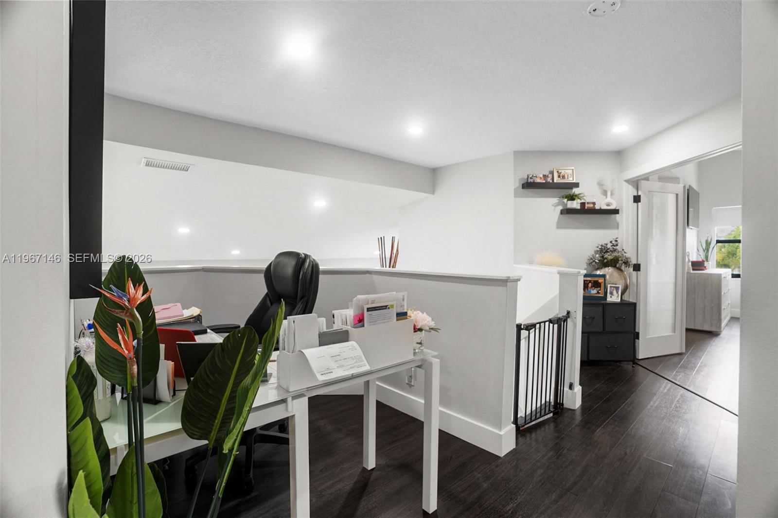 Real estate property located at 1034 184th Way, Broward, Chapel Lake Estates, Pembroke Pines, FL