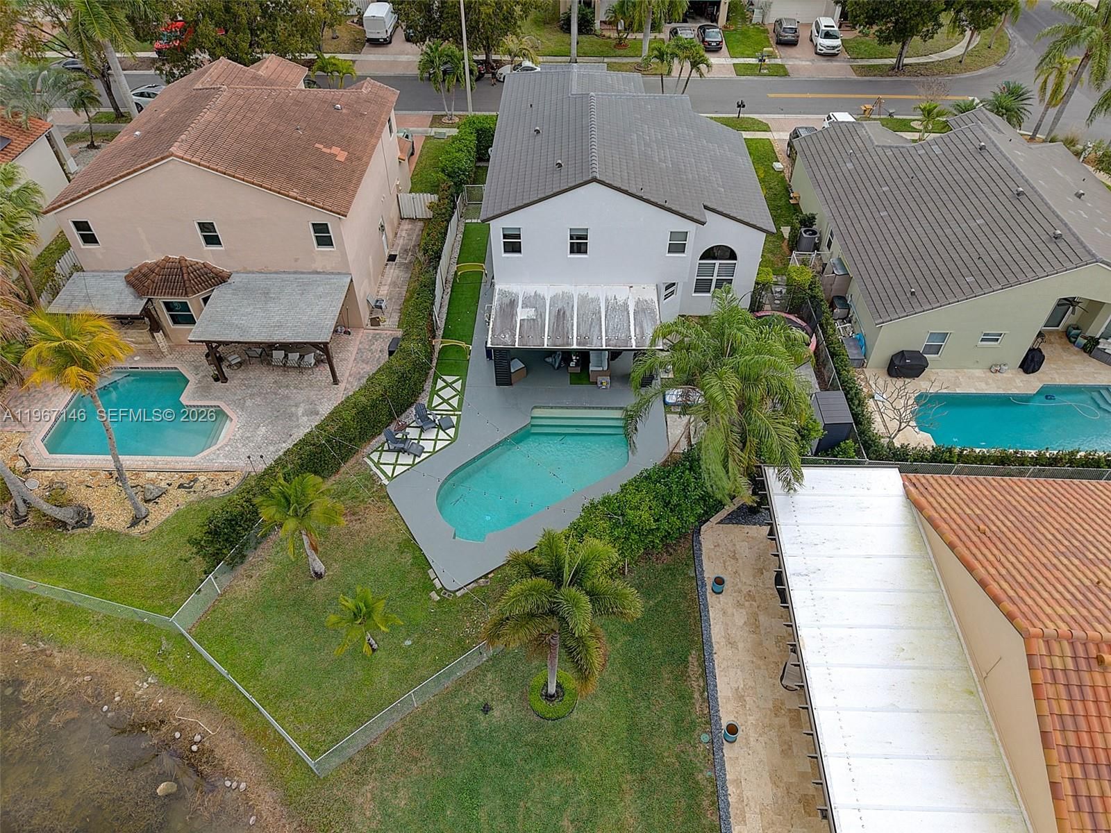 Real estate property located at 1034 184th Way, Broward, Chapel Lake Estates, Pembroke Pines, FL