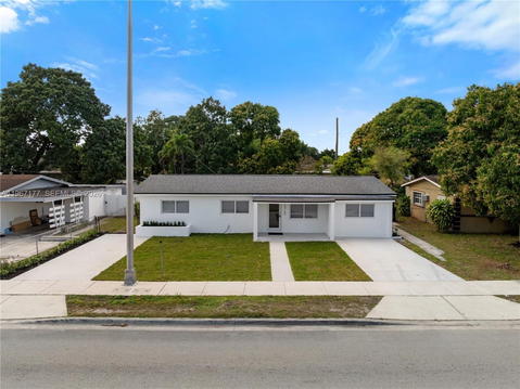 Real estate property located at 13160 17th Ave, Miami-dade, Moffatville, Miami, FL
