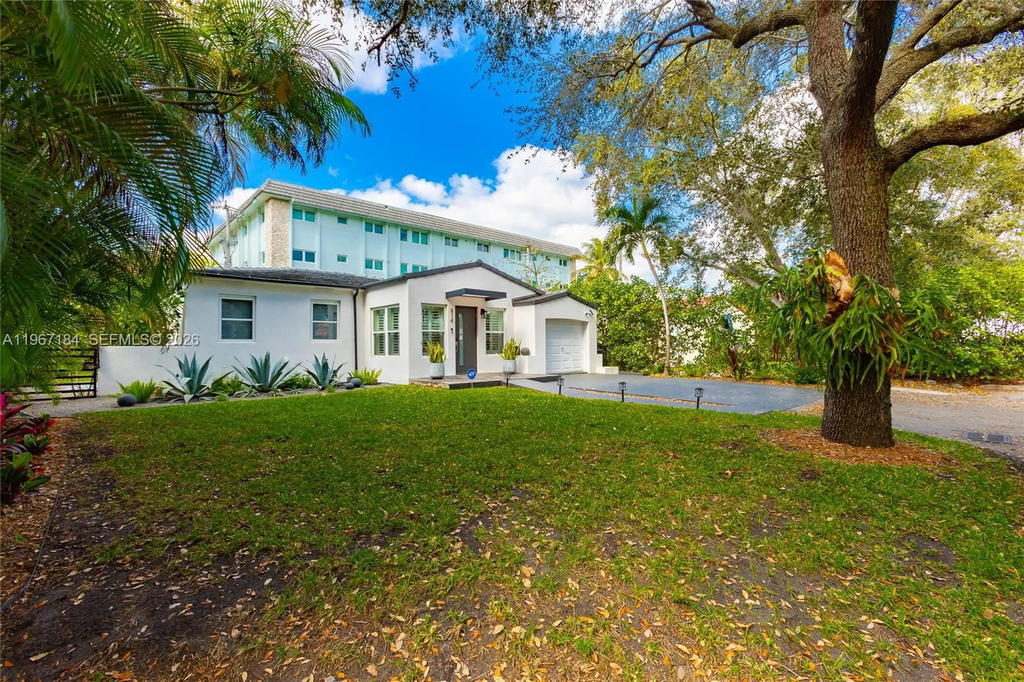 Real estate property located at 814 Monterey St, Miami-dade, Welbon, Coral Gables, FL