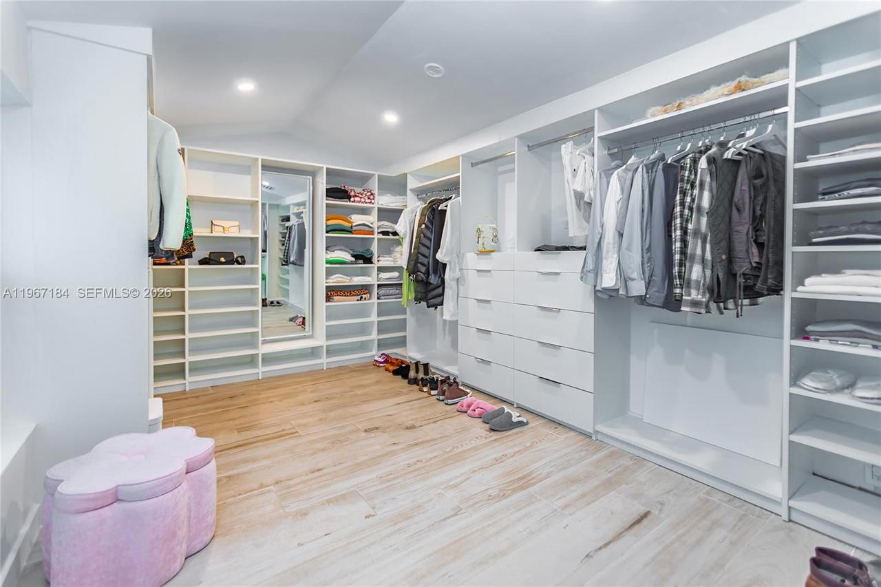 Real estate property located at 814 Monterey St, Miami-dade, Welbon, Coral Gables, FL
