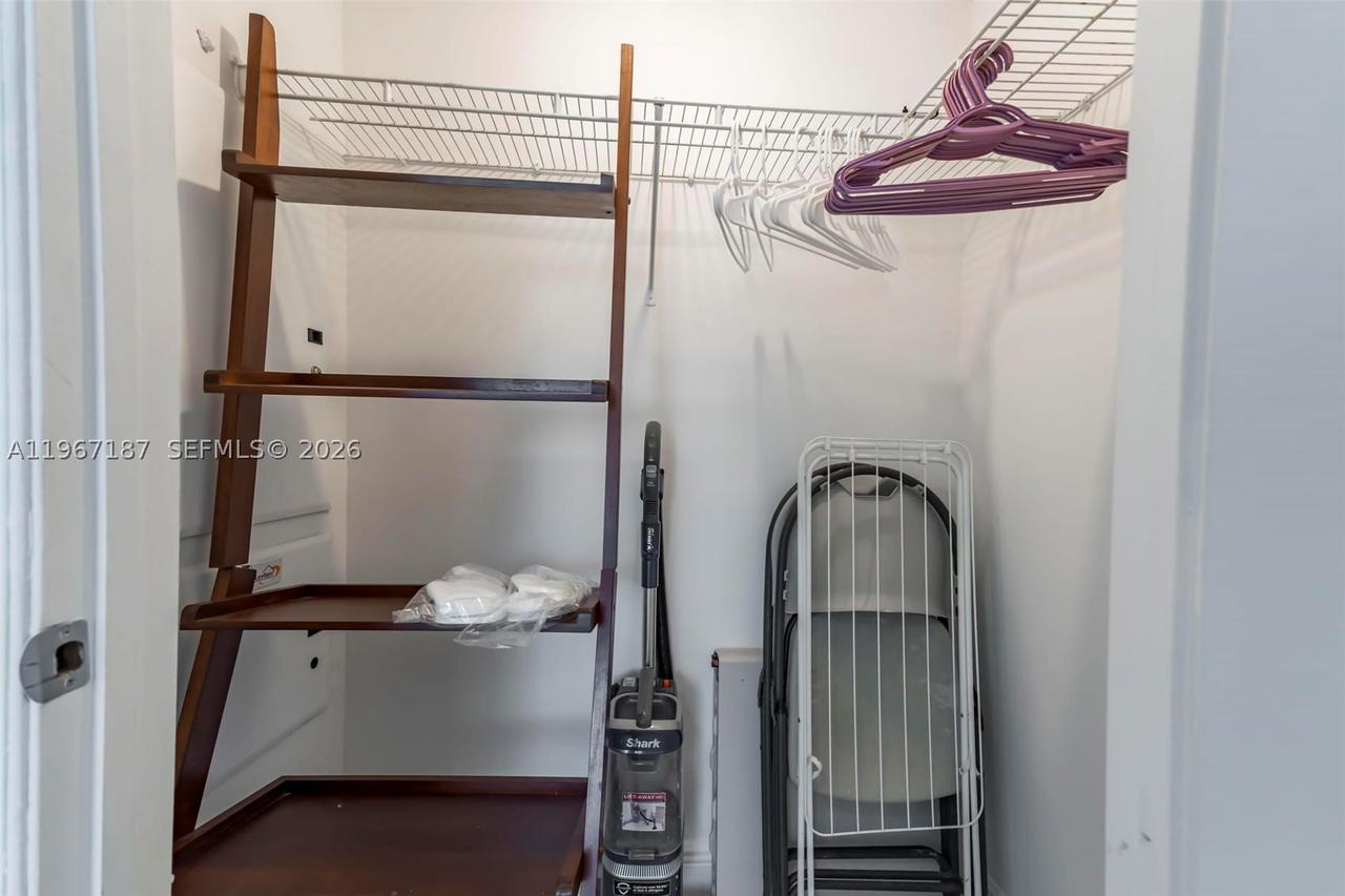 Real estate property located at 1750 Bayshore Dr #4507, Miami-dade, Opera Tower Condo, Miami, FL