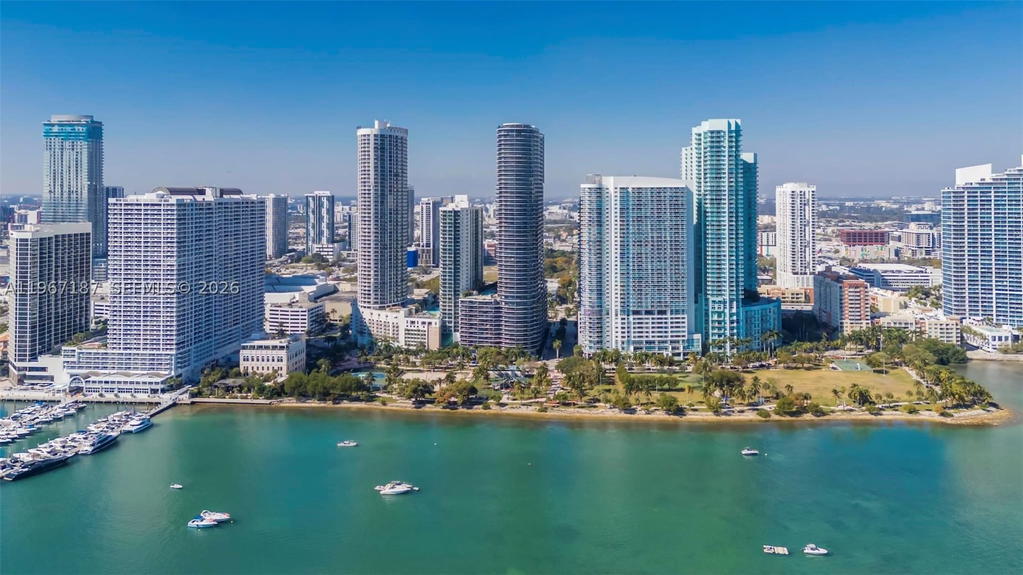 Real estate property located at 1750 Bayshore Dr #4507, Miami-dade, Opera Tower Condo, Miami, FL