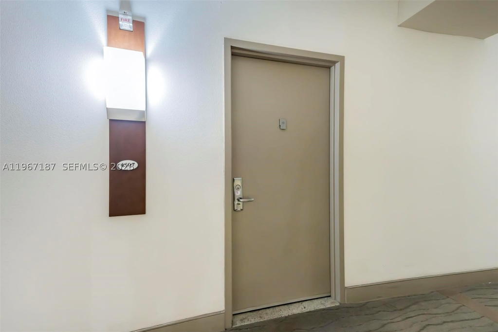 Real estate property located at 1750 Bayshore Dr #4507, Miami-dade, Opera Tower Condo, Miami, FL