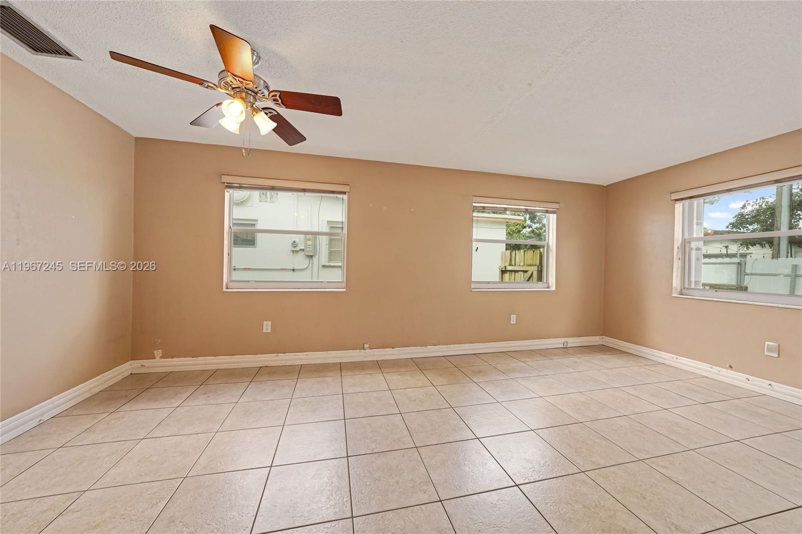 Real estate property located at 7637 Biltmore Blvd, Broward, Miramar Park 2nd Add, Miramar, FL