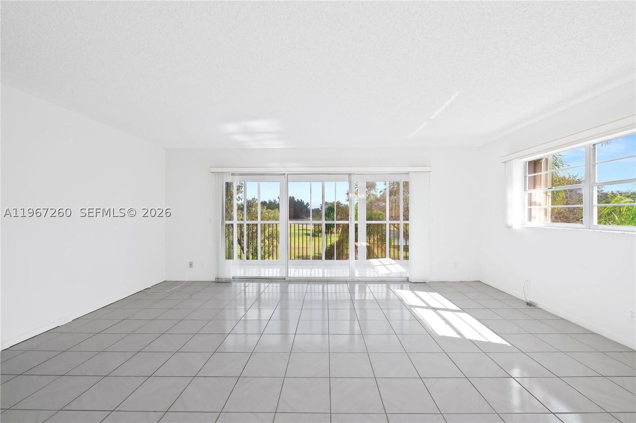 Real estate property located at 12701 13th St #314F, Broward, Cambridge At Century Vill, Pembroke Pines, FL