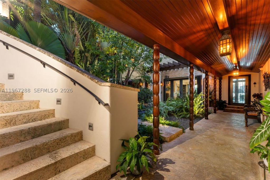 Real estate property located at 34 DILIDO DR, Miami-dade, Di Lido Island, Miami Beach, FL
