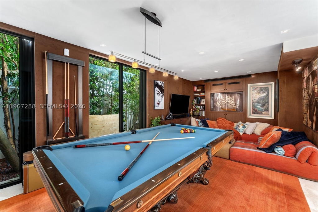Real estate property located at 34 DILIDO DR, Miami-dade, Di Lido Island, Miami Beach, FL