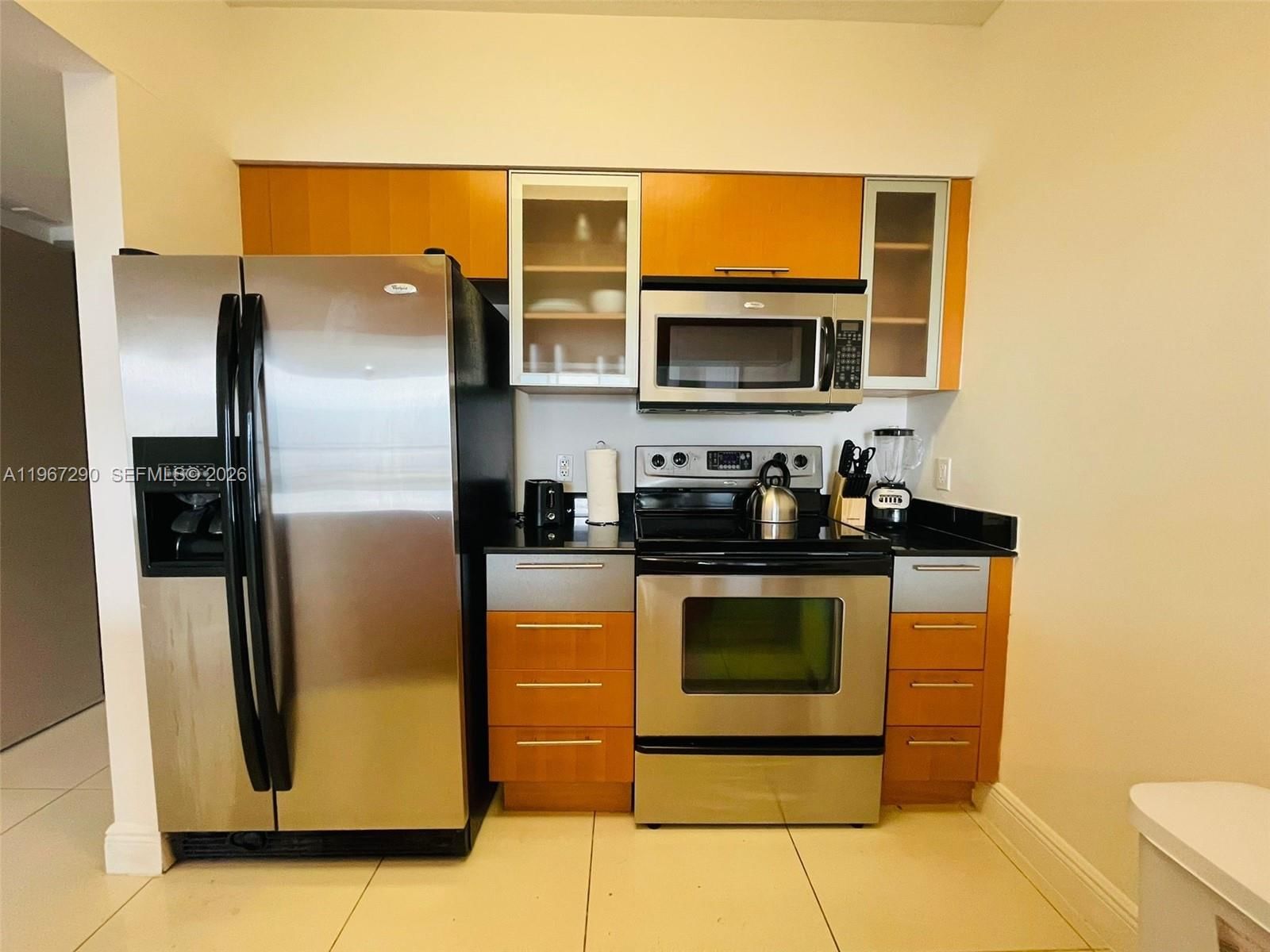 Real estate property located at 1750 Bayshore Dr #2710, Miami-dade, Opera Tower Condo, Miami, FL