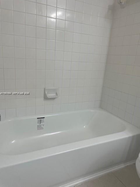 Real estate property located at 9999 Summerbreeze Dr #1105, Broward, Summerbreeze Condo, Sunrise, FL