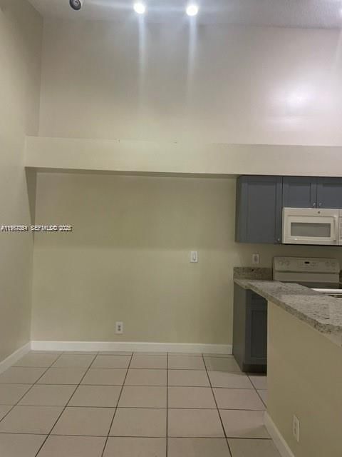 Real estate property located at 9999 Summerbreeze Dr #1105, Broward, Summerbreeze Condo, Sunrise, FL