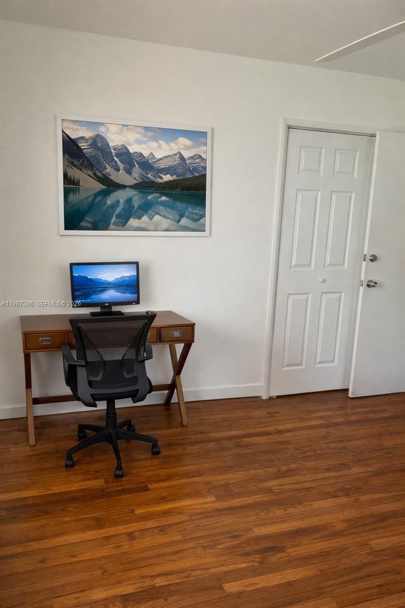 Real estate property located at 5800 61st St, Miami-dade, University Mnr, Miami, FL