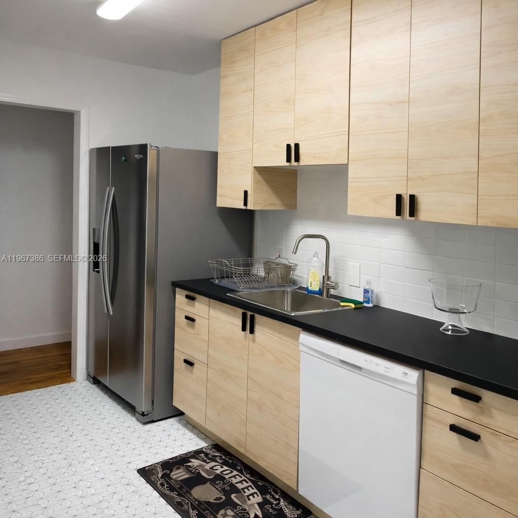 Real estate property located at 5800 61st St, Miami-dade, University Mnr, Miami, FL