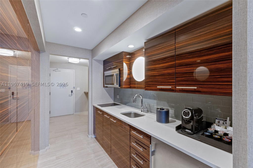 Real estate property located at 551 Fort Lauderdale Beach Blvd H1212, Broward, 551 Flb Condominium Hotel, Fort Lauderdale, FL