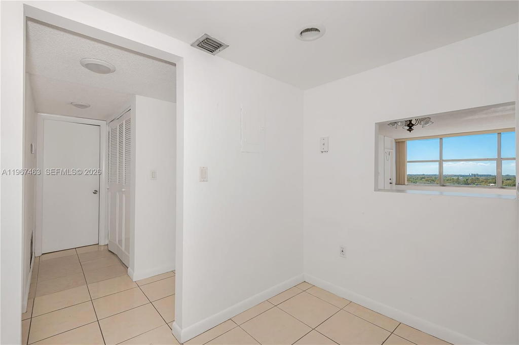 Real estate property located at 1200 Miami Gardens Dr #905W, Miami-dade, Wilshire Condo, Miami, FL