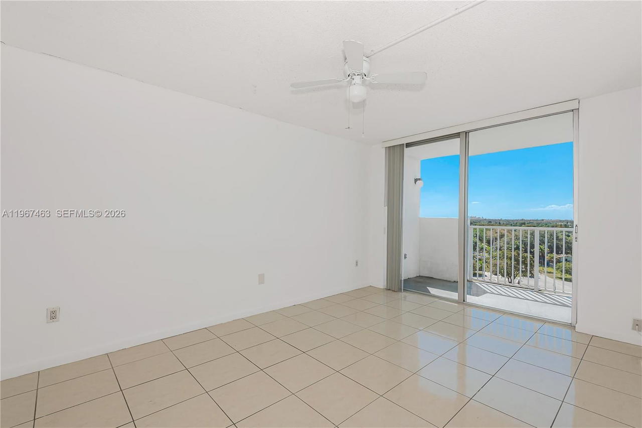 Real estate property located at 1200 Miami Gardens Dr #905W, Miami-dade, Wilshire Condo, Miami, FL