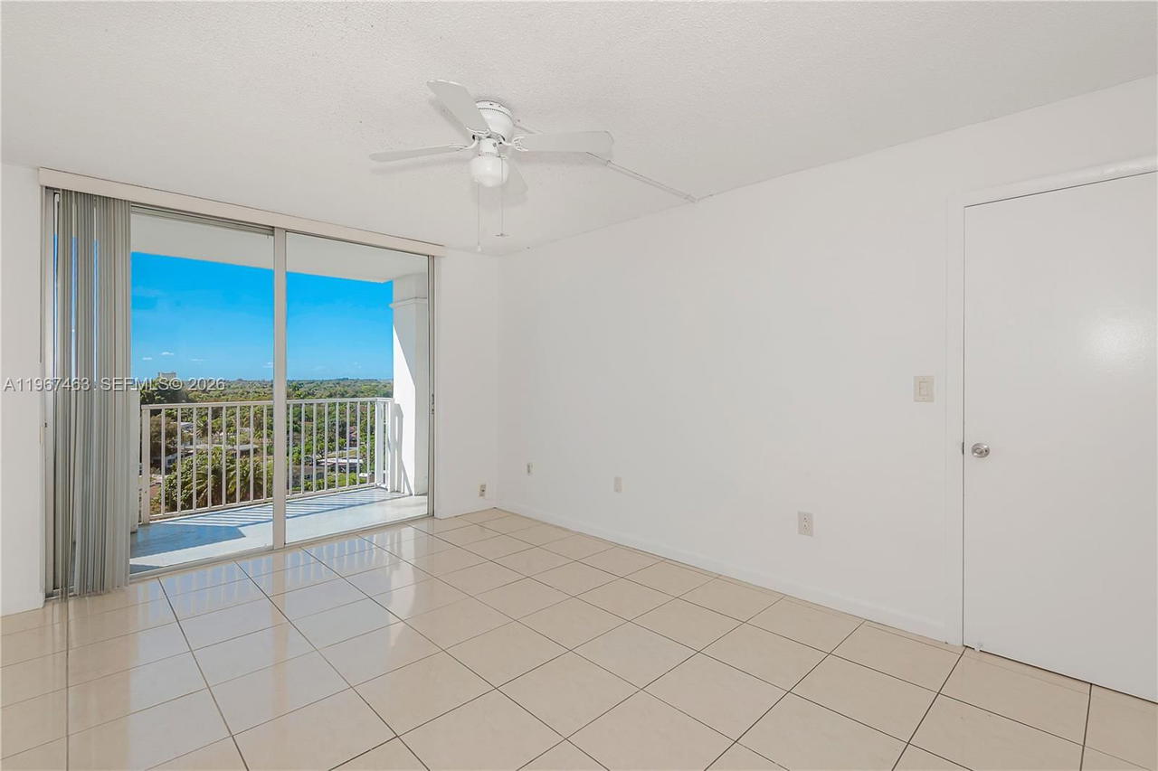 Real estate property located at 1200 Miami Gardens Dr #905W, Miami-dade, Wilshire Condo, Miami, FL