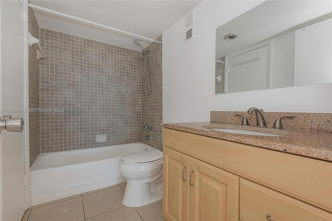 Real estate property located at 1200 Miami Gardens Dr #905W, Miami-dade, Wilshire Condo, Miami, FL