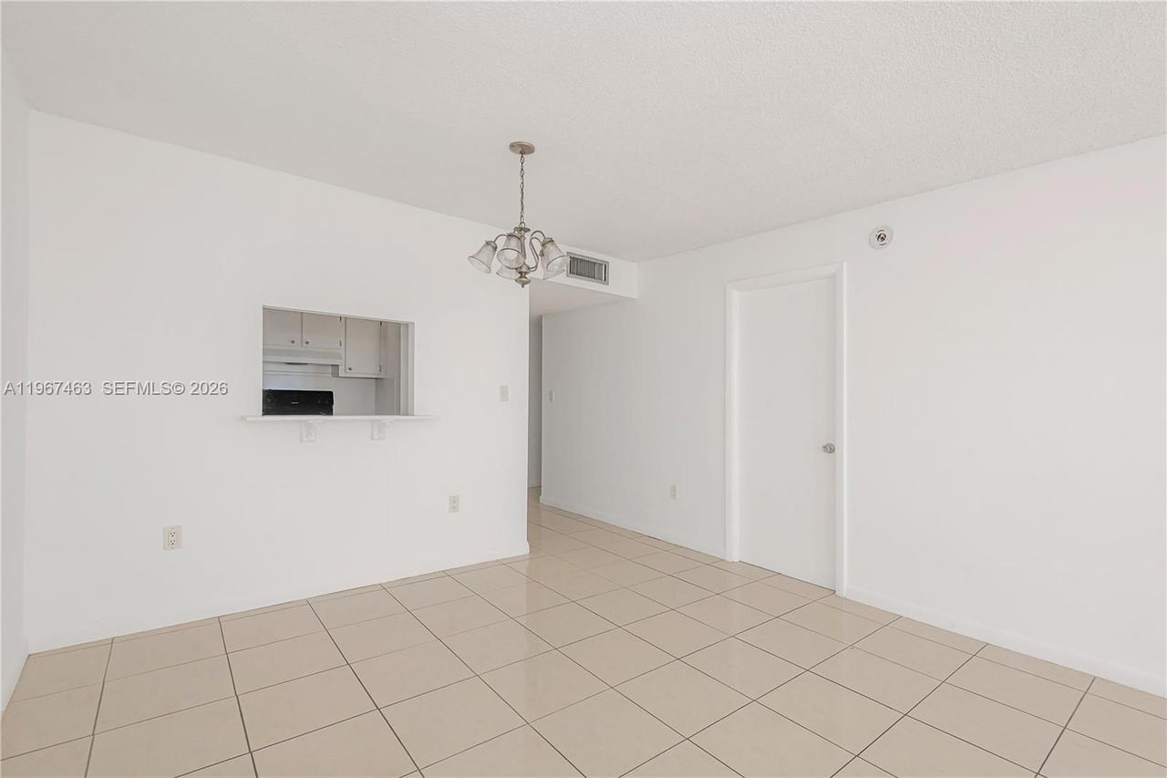 Real estate property located at 1200 Miami Gardens Dr #905W, Miami-dade, Wilshire Condo, Miami, FL