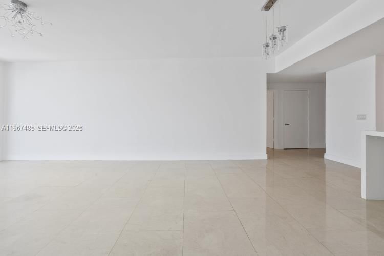 Real estate property located at 17301 Biscayne Blvd #305, Miami-dade, Marina Palms Residences N, North Miami Beach, FL