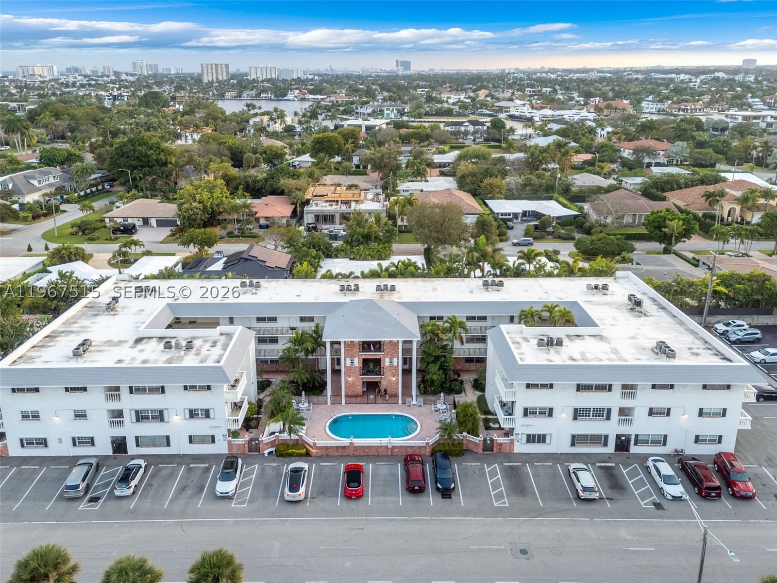 Real estate property located at 2500 9th St #312, Broward, Colonial Manor East Apart, Fort Lauderdale, FL