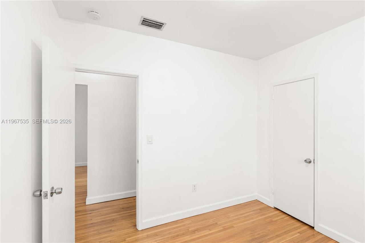Real estate property located at 4487 15th Ter, Miami-dade, San Jacinto, Miami, FL