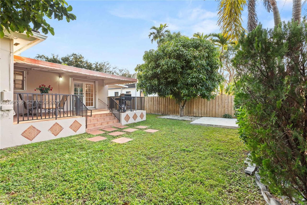 Real estate property located at 4487 15th Ter, Miami-dade, San Jacinto, Miami, FL