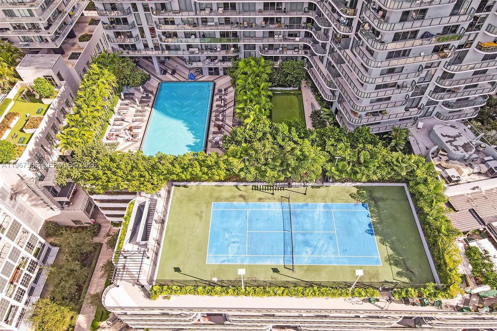 Real estate property located at 121 34th St #1705, Miami-dade, 3401 Midtown Condo, Miami, FL