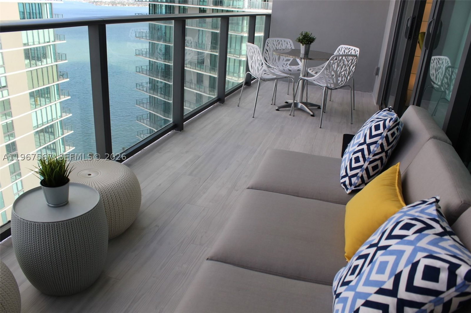 Real estate property located at 501 31st St #2705, Miami-dade, Paraiso Bayviews Condo, Miami, FL