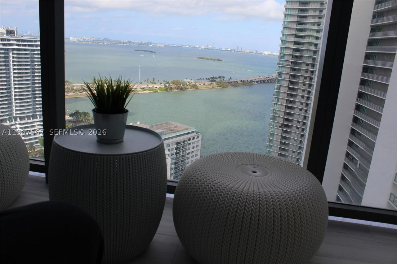 Real estate property located at 501 31st St #2705, Miami-dade, Paraiso Bayviews Condo, Miami, FL