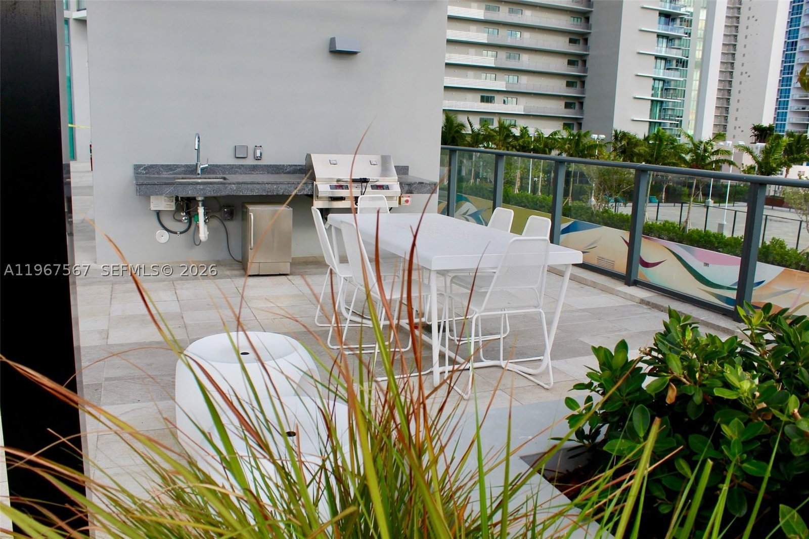 Real estate property located at 501 31st St #2705, Miami-dade, Paraiso Bayviews Condo, Miami, FL