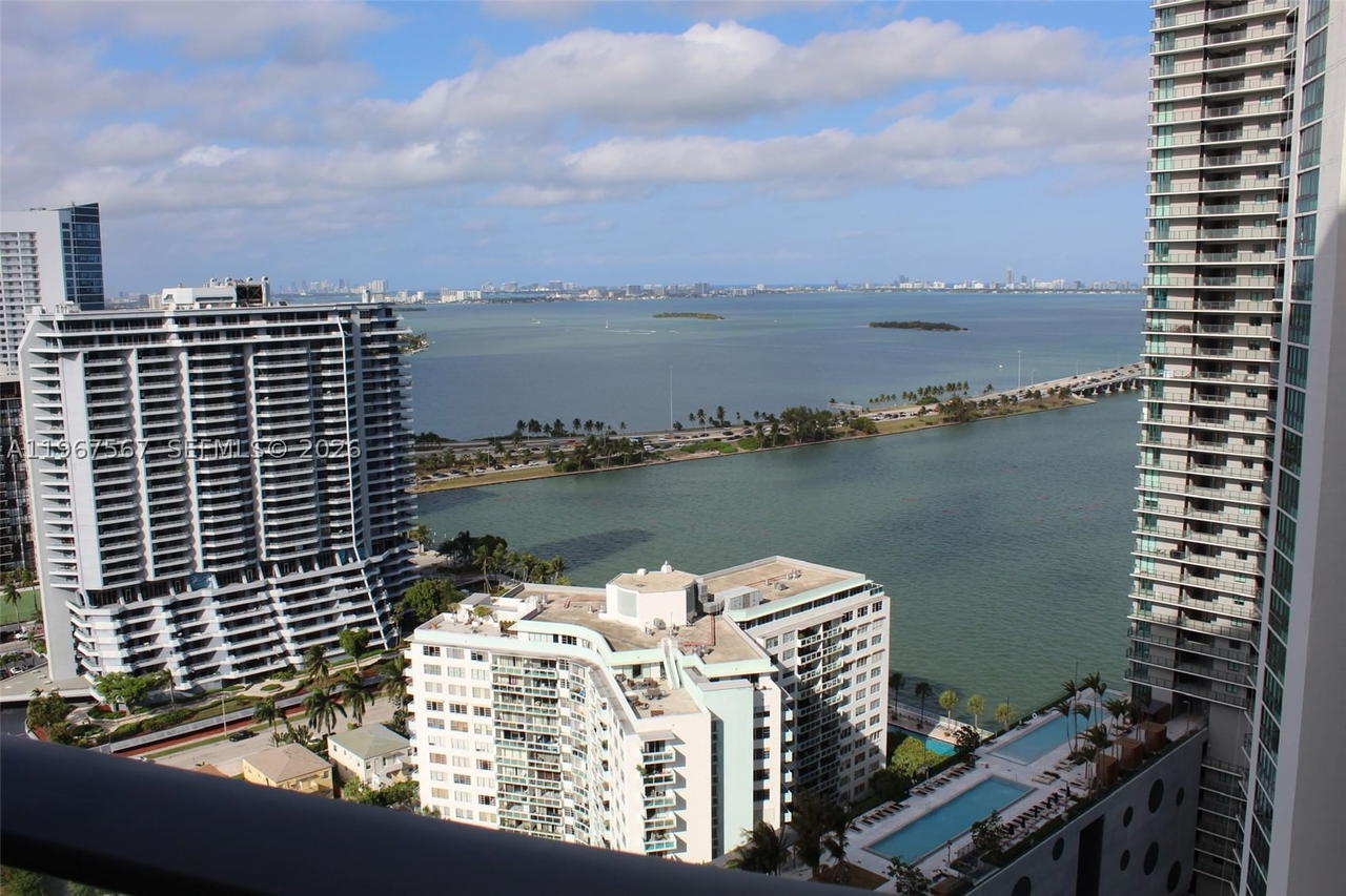 Real estate property located at 501 31st St #2705, Miami-dade, Paraiso Bayviews Condo, Miami, FL