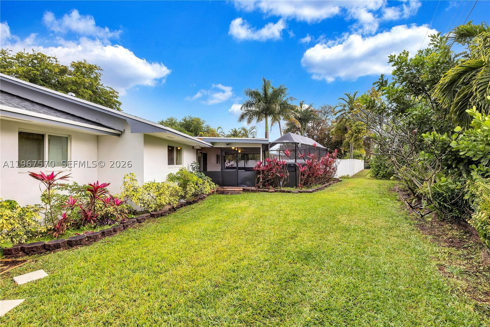 Real estate property located at 3211 Calle Largo Dr, Broward, Central Golf Sec Of Holly, Hollywood, FL
