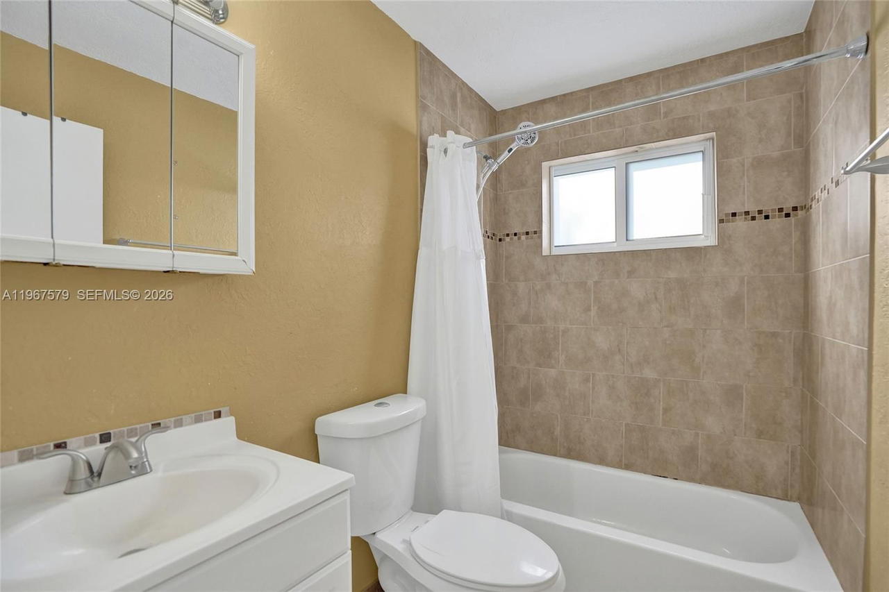 Real estate property located at 3221 67th Way, Broward, Miramar Sec 3, Miramar, FL