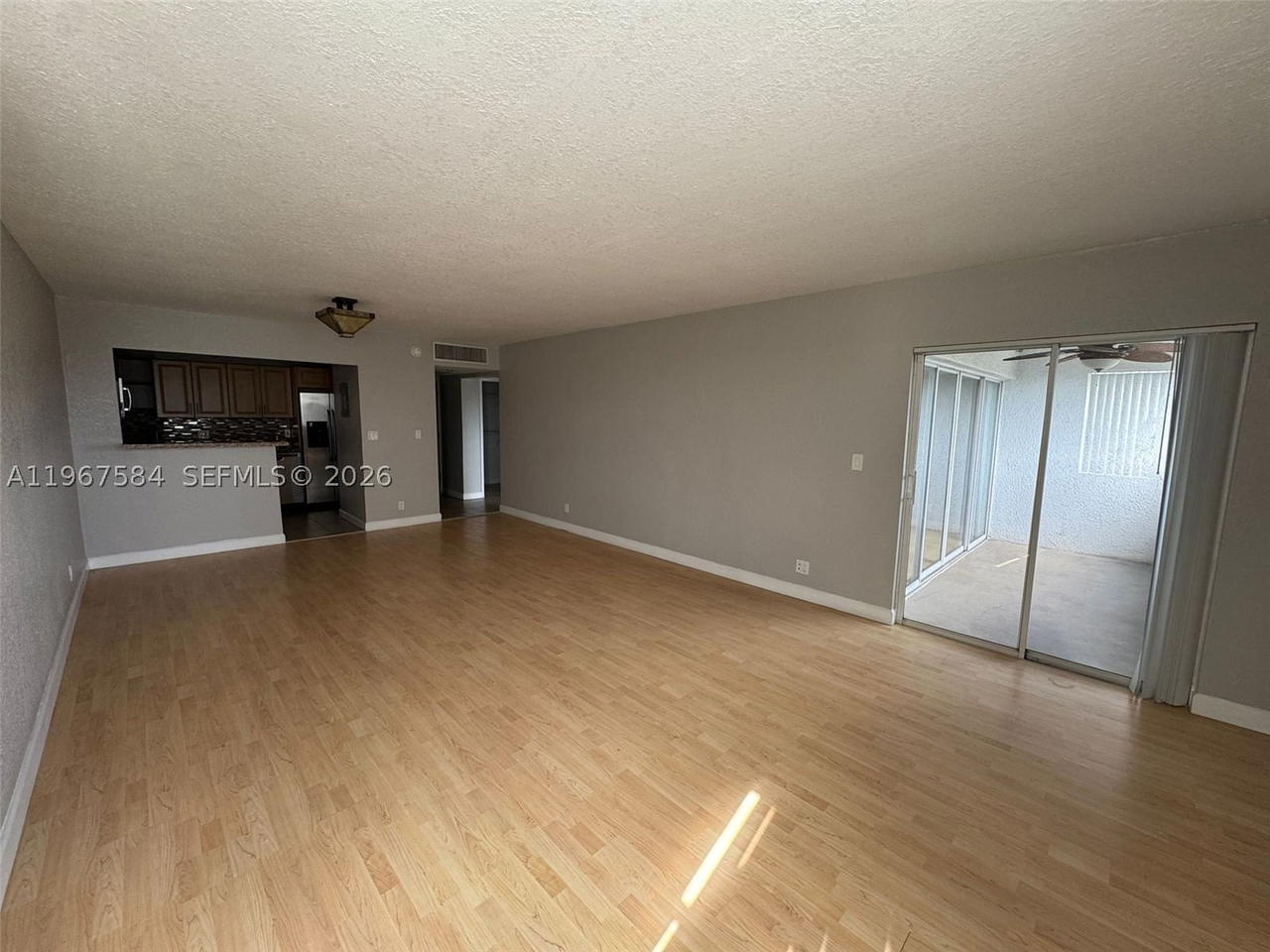 Real estate property located at 3301 Spanish Moss Ter #604, Broward, Lakes Of Inverrary Condo, Lauderhill, FL