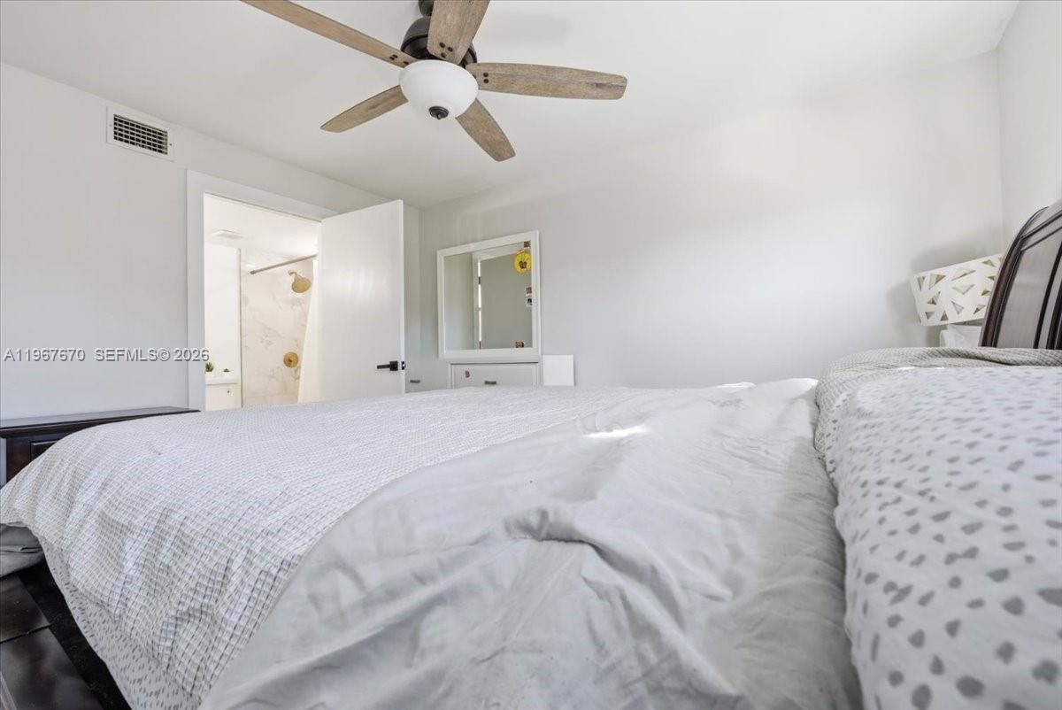 Real estate property located at 8027 Lake Dr #201, Miami-dade, Doral Court Condo, Doral, FL