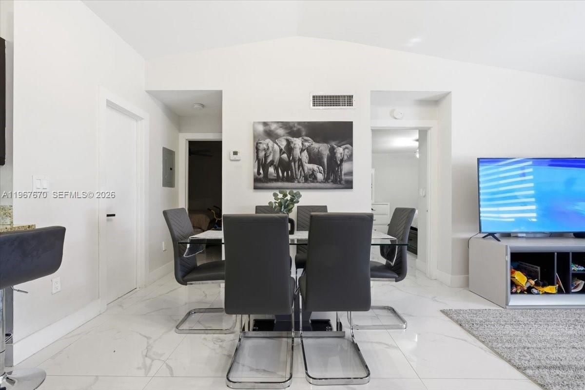 Real estate property located at 8027 Lake Dr #201, Miami-dade, Doral Court Condo, Doral, FL