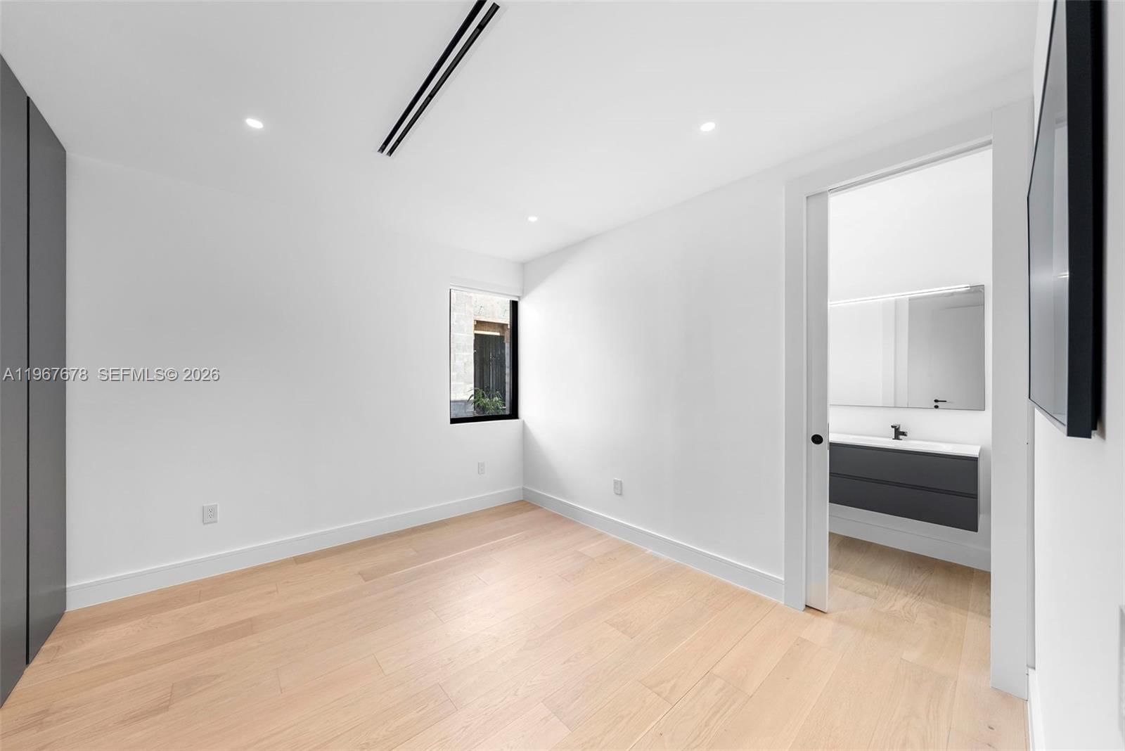 Real estate property located at 3119 Plaza St, Miami-dade, Carters Addn To C Gr, Miami, FL