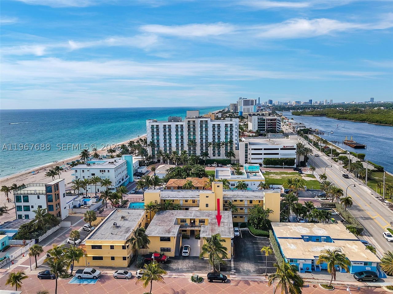 Real estate property located at 322 Harding St B202, Broward, Beach Terrace Resort Cond, Hollywood, FL