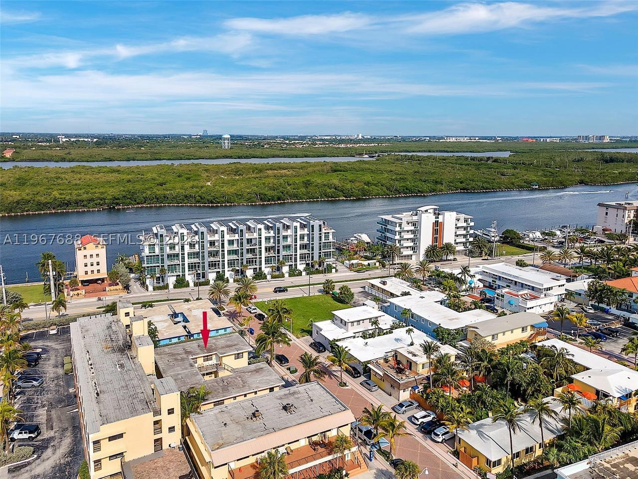 Real estate property located at 322 Harding St B202, Broward, Beach Terrace Resort Cond, Hollywood, FL